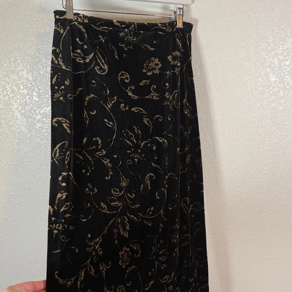 Vintage 90s Kathie Lee Black Velvet Gold Floral Print Maxi Skirt Size Medium